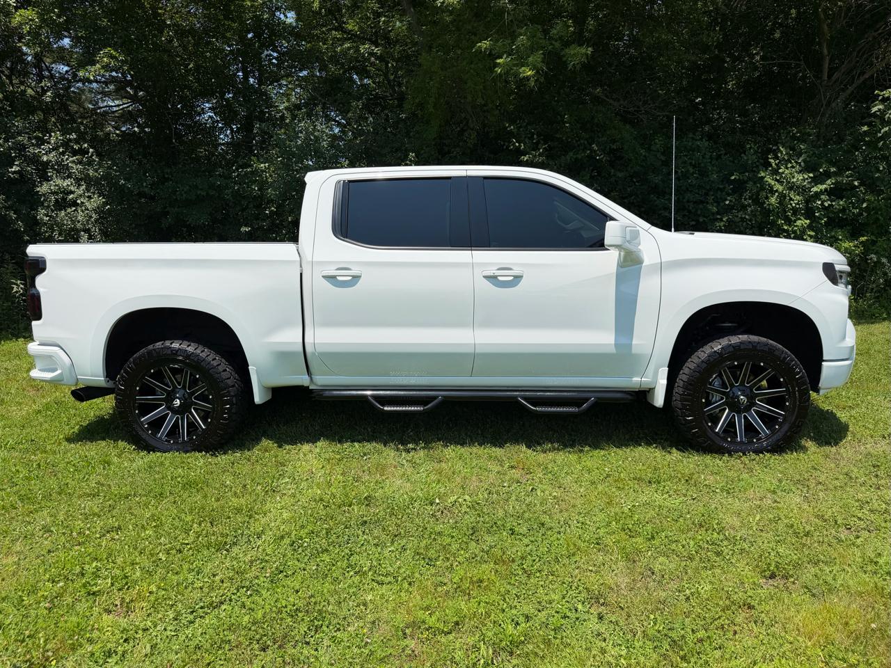 Chevrolet Silverado 1500 RST Crew Cab 4WD 2023