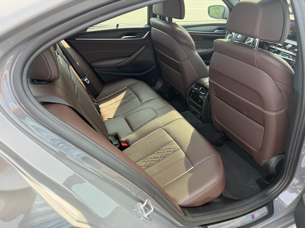 BMW 5-Series 530i xDrive 2022