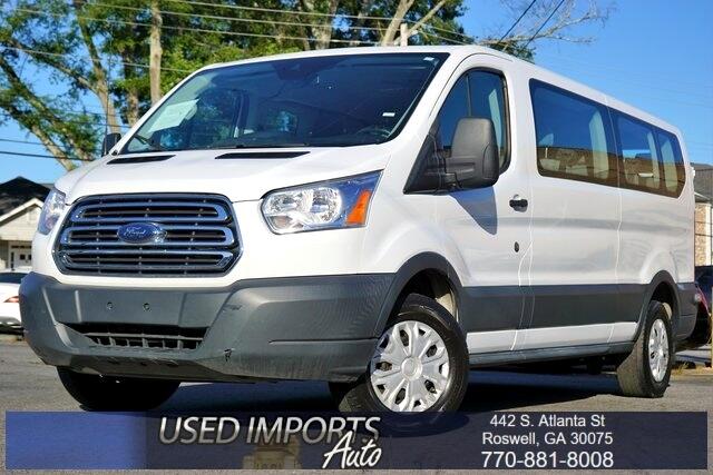 Ford Transit Passenger Wagon T-350 148" Low Roof XLT Swing-Out RH Dr 2018