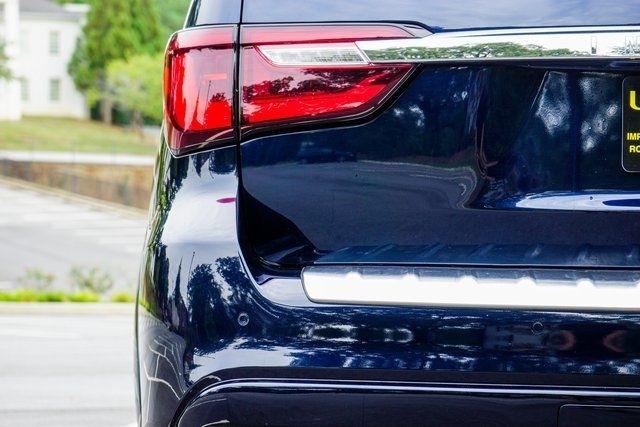 Infiniti QX80 LUXE AWD 2019