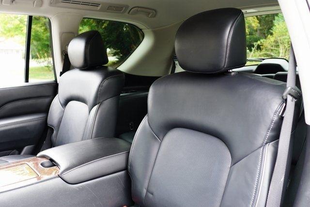 Infiniti QX80 LUXE AWD 2019