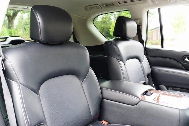 Infiniti QX80 LUXE AWD 2019