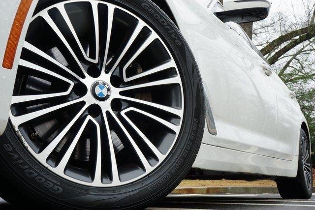 BMW 5 Series 530i Sedan 2018