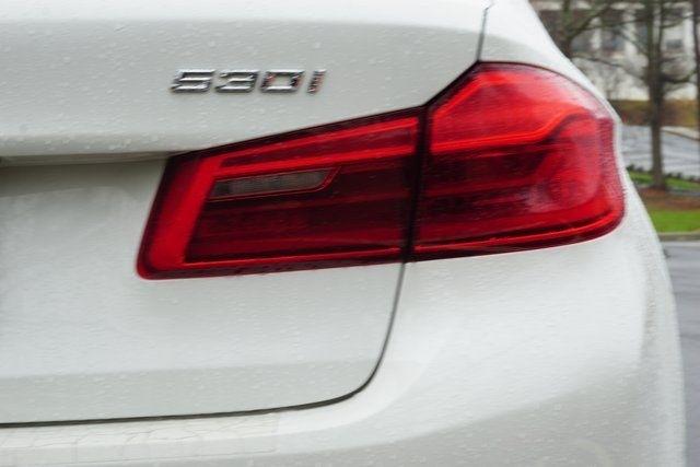 BMW 5 Series 530i Sedan 2018