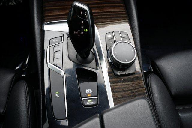 BMW 5 Series 530i Sedan 2018