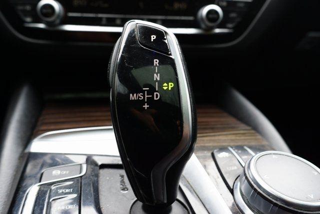 BMW 5 Series 530i Sedan 2018