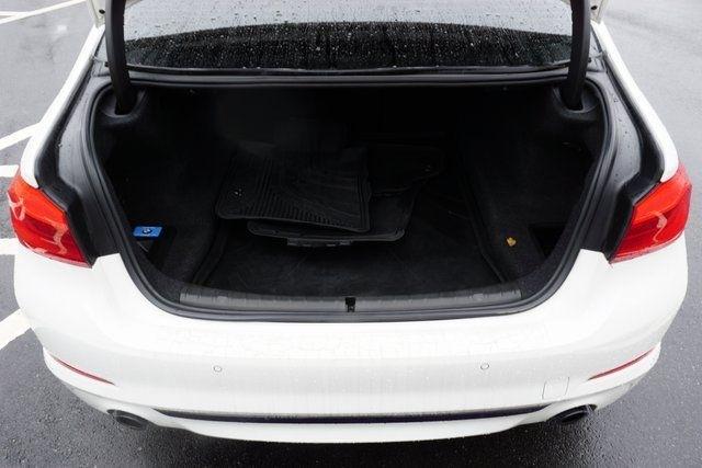 BMW 5 Series 530i Sedan 2018