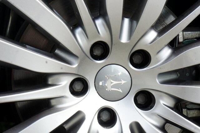 2017 Maserati Ghibli photo 3