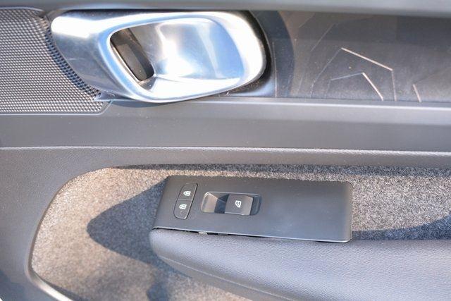 Volvo C40 Recharge Pure Electric Twin eAWD Plus 2023