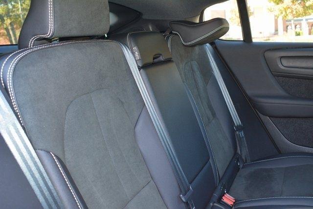 Volvo C40 Recharge Pure Electric Twin eAWD Plus 2023