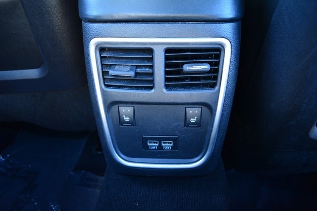 Dodge Charger SXT RWD 2021