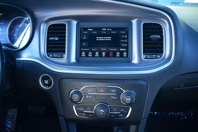 Dodge Charger SXT RWD 2021