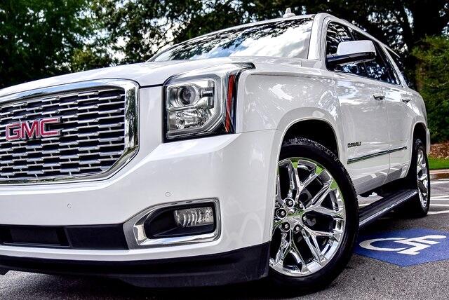 2019 Gmc Yukon Denali photo 3