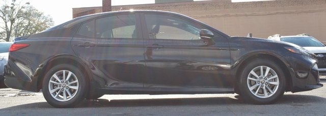 Toyota Camry XLE (Natl) 2025