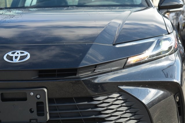 Toyota Camry XLE (Natl) 2025