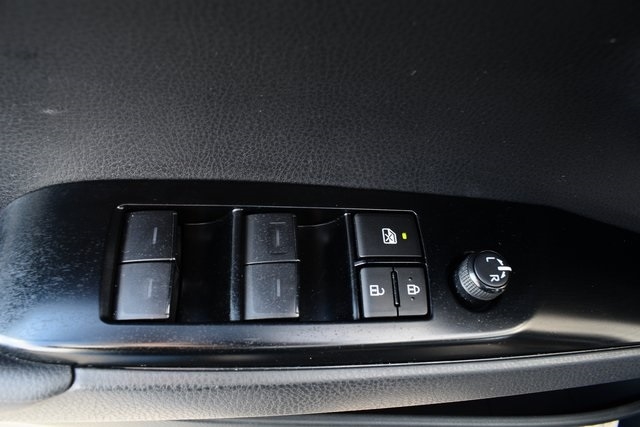 Toyota Camry XLE (Natl) 2025