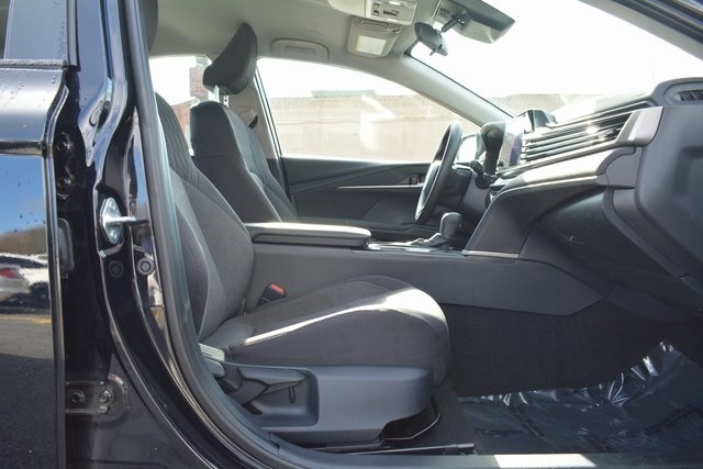 Toyota Camry XLE (Natl) 2025