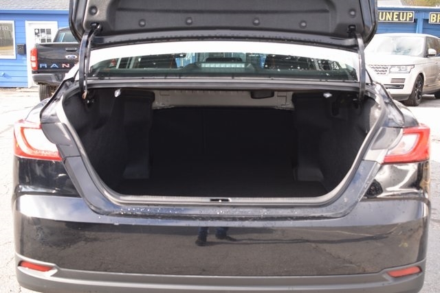 Toyota Camry XLE (Natl) 2025