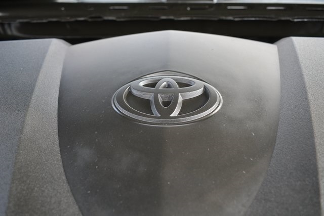 Toyota Camry XLE (Natl) 2025