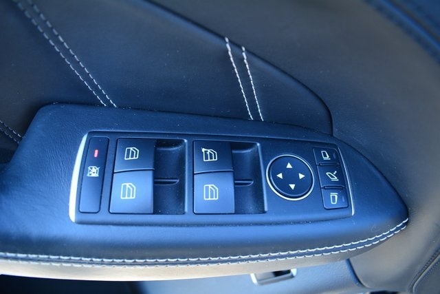 Mercedes-Benz M-Class 4MATIC 4dr ML 63 AMG 2015