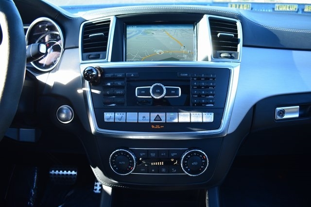 Mercedes-Benz M-Class 4MATIC 4dr ML 63 AMG 2015