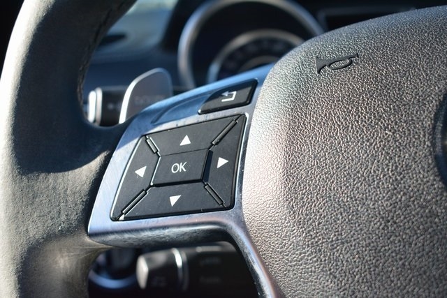 Mercedes-Benz M-Class 4MATIC 4dr ML 63 AMG 2015