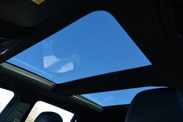 Mercedes-Benz M-Class 4MATIC 4dr ML 63 AMG 2015