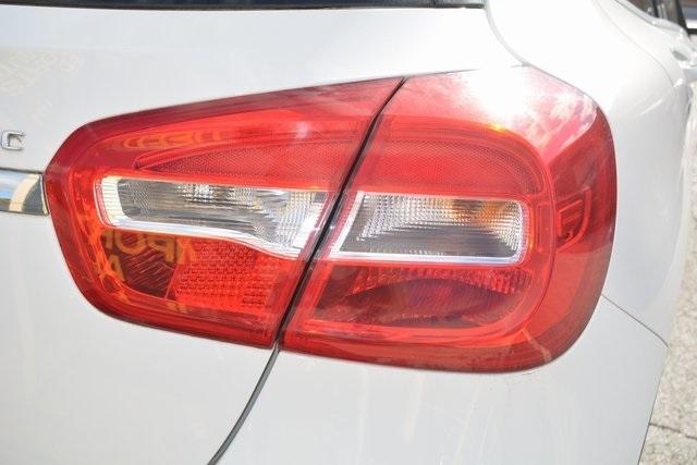 Mercedes-Benz GLA GLA 250 4MATIC SUV 2020