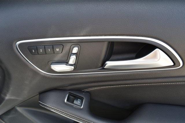 Mercedes-Benz GLA GLA 250 4MATIC SUV 2020