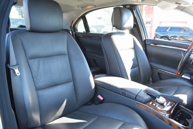 Mercedes-Benz S-Class 4dr Sdn S 550 RWD 2013