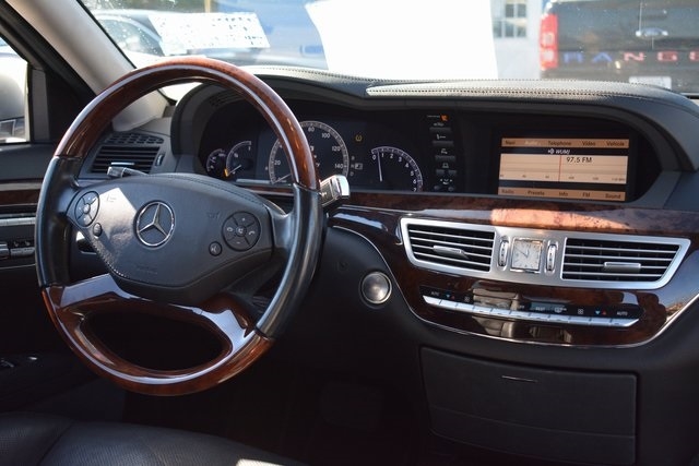 Mercedes-Benz S-Class 4dr Sdn S 550 RWD 2013