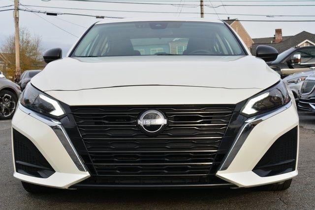 Nissan Altima 2.5 SV Sedan 2024