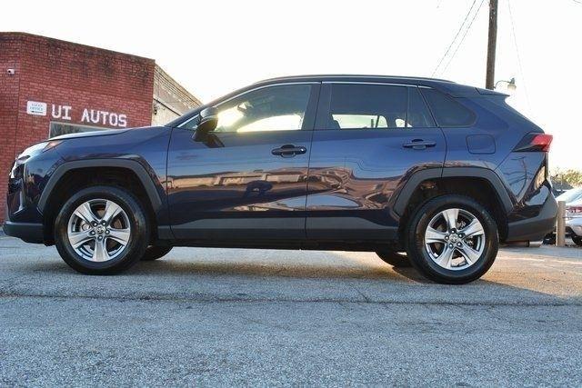 Toyota RAV4 XLE FWD (Natl) 2025