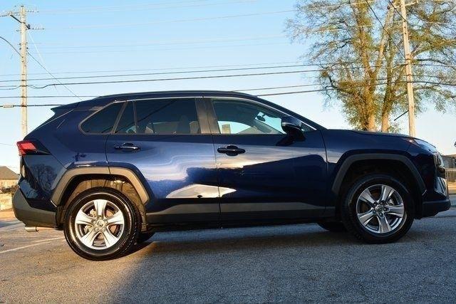 Toyota RAV4 XLE FWD (Natl) 2025