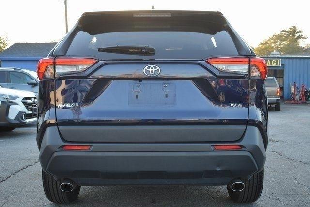 Toyota RAV4 XLE FWD (Natl) 2025