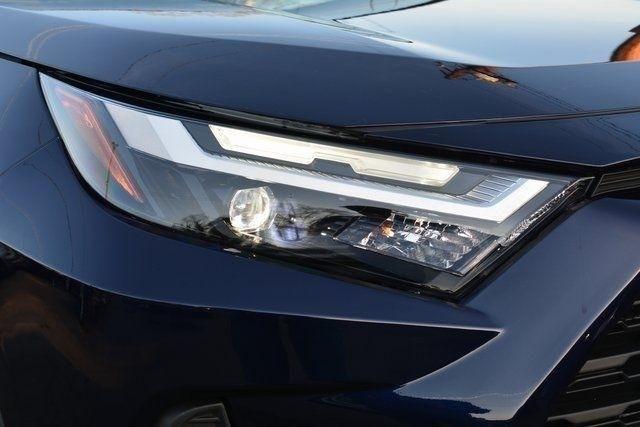 Toyota RAV4 XLE FWD (Natl) 2025