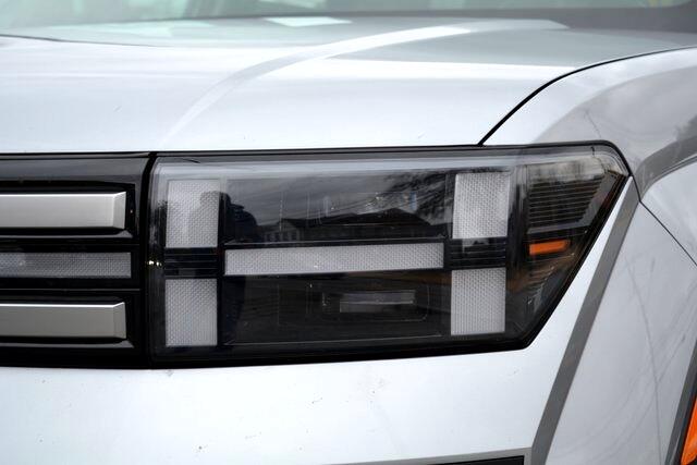 Hyundai Santa Fe SEL FWD 2025