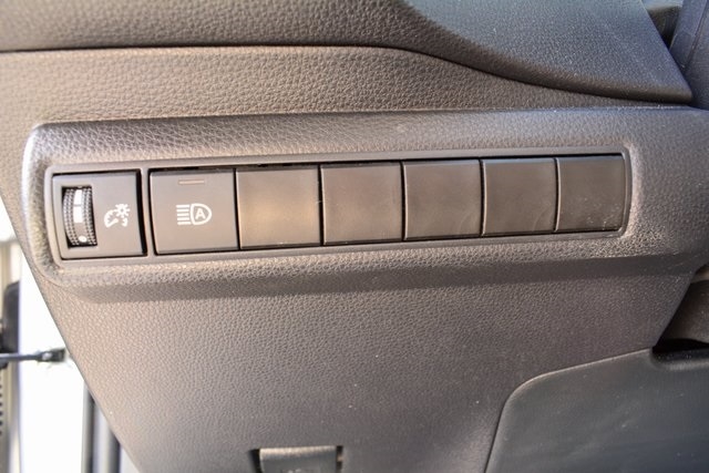 Toyota Corolla LE CVT (Natl) 2025