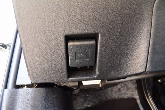 Toyota Corolla LE CVT (Natl) 2025