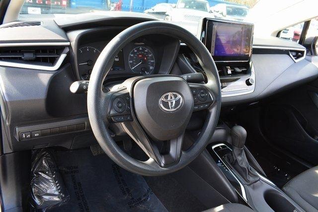 Toyota Corolla LE CVT (Natl) 2025