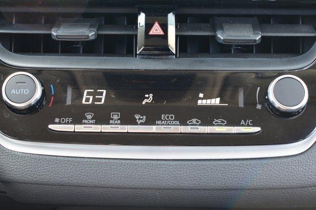 Toyota Corolla LE CVT (Natl) 2025