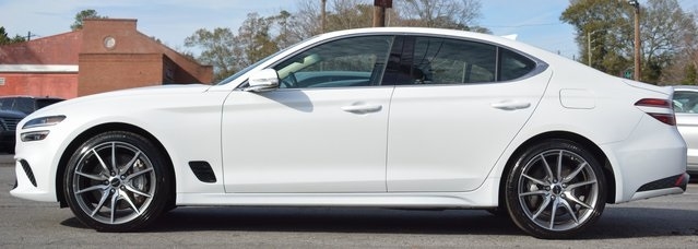 Genesis G70 2.5T RWD 2025