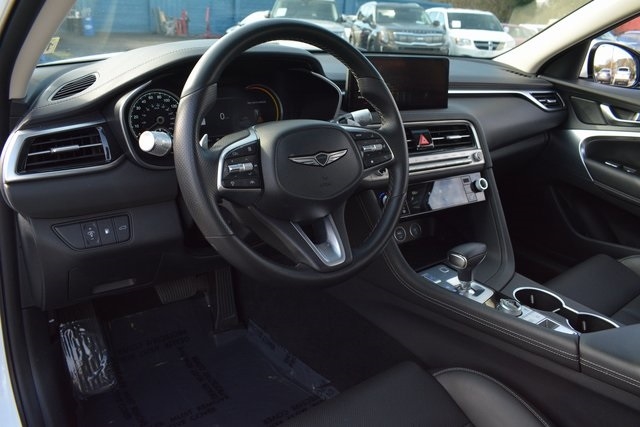 Genesis G70 2.5T RWD 2025