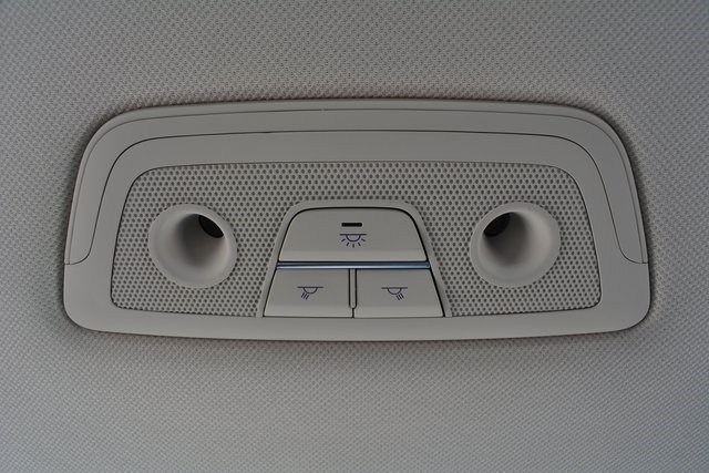 Genesis G70 2.5T RWD 2025