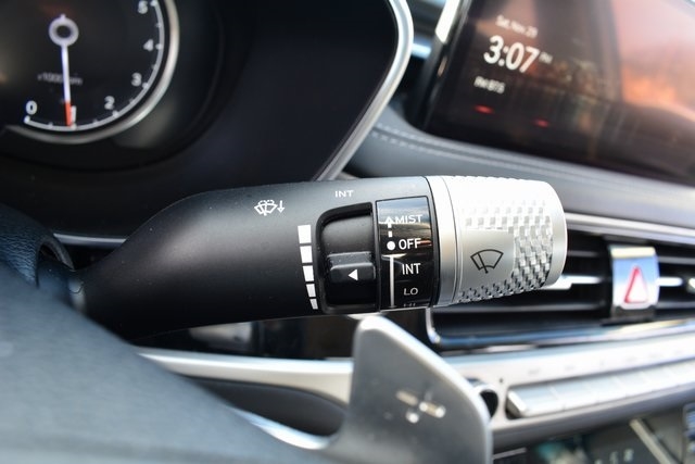 Genesis G70 2.5T RWD 2025