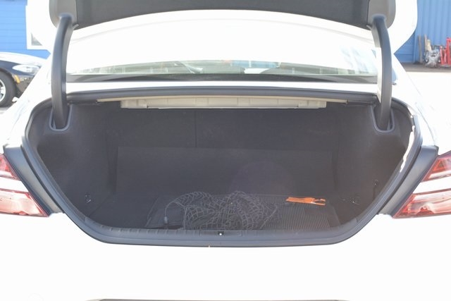 Genesis G70 2.5T RWD 2025