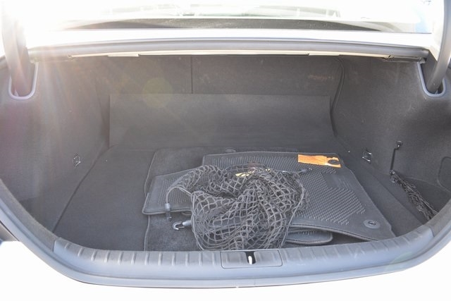 Genesis G70 2.5T RWD 2025