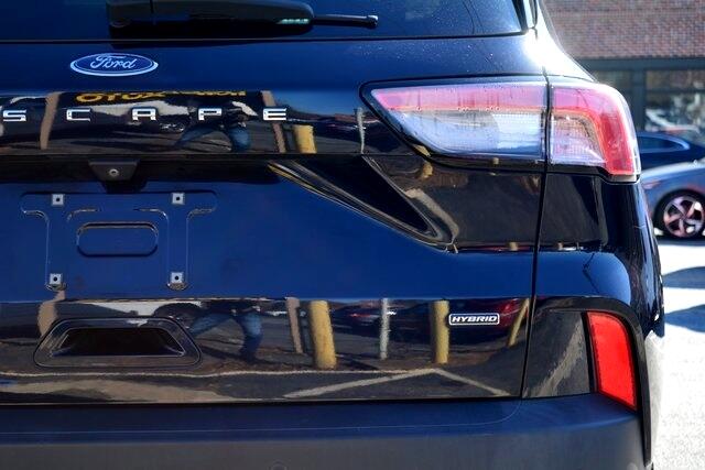 Ford Escape SEL Hybrid FWD 2021