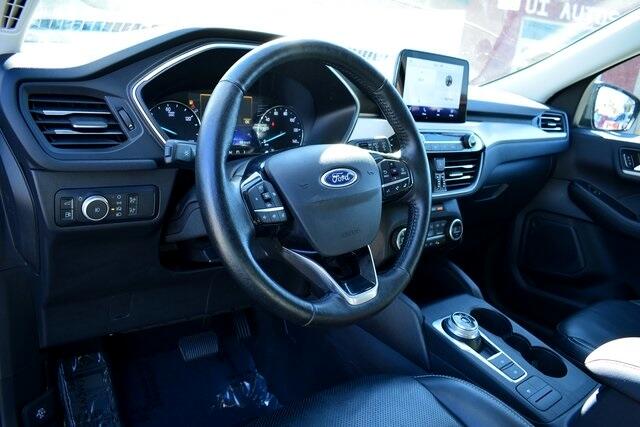 Ford Escape SEL Hybrid FWD 2021