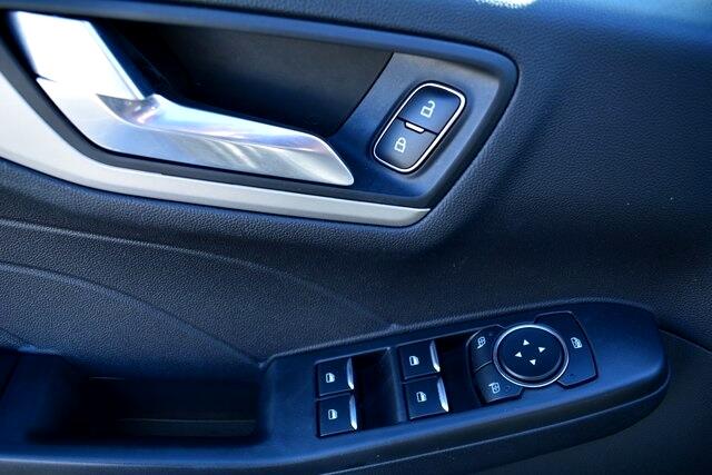 Ford Escape SEL Hybrid FWD 2021